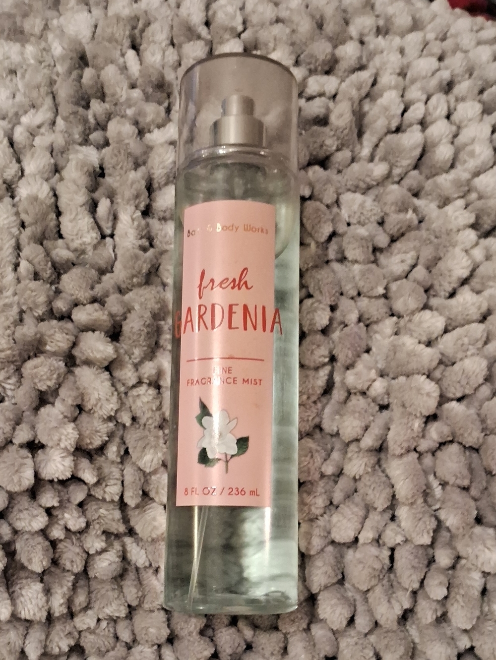 Bath & Body Works Fresh Gardenia Fragrance Mist - Pink & Clear